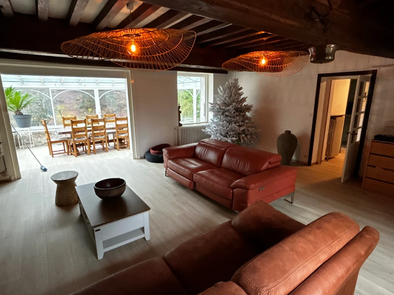 Décoration intérieur, pose de parquet Autun 71400